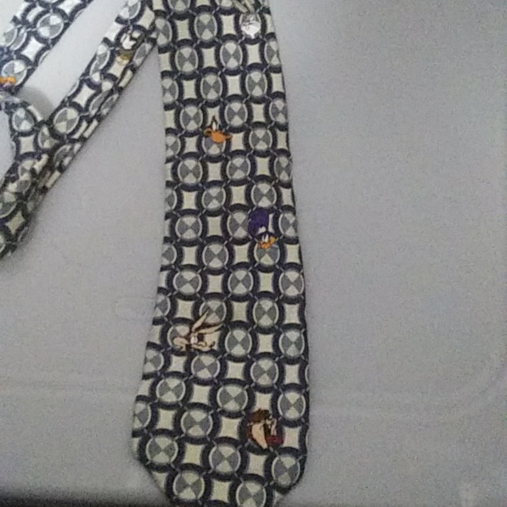 Looney Tunes Mania Geometric Tie